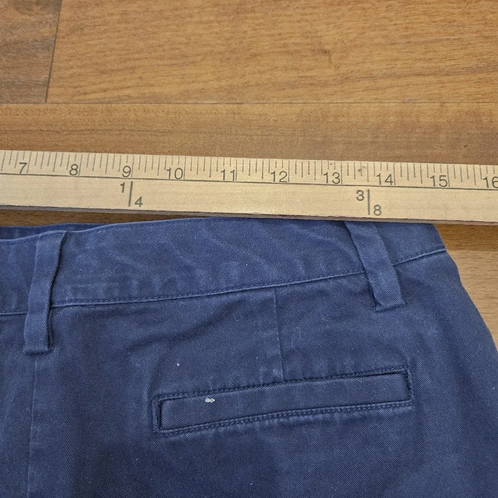Lands' End Women's Navy Blue Chino Shorts Size 6